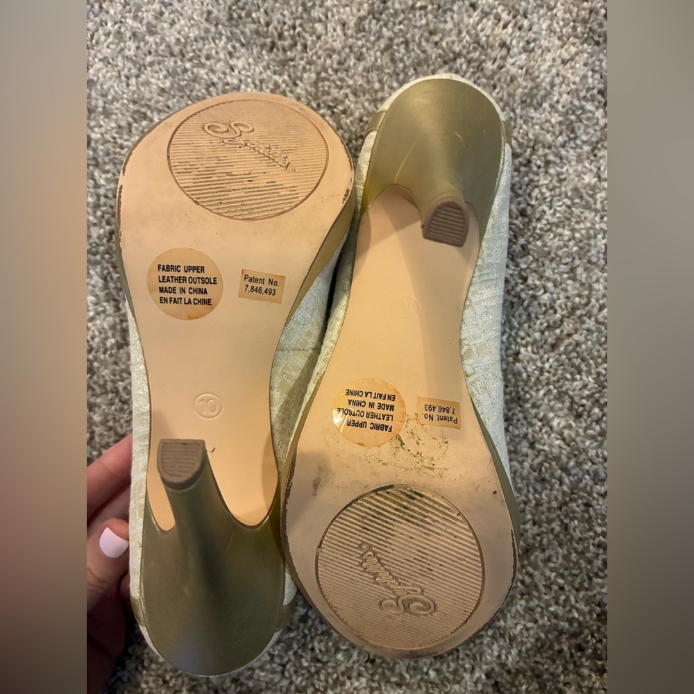 Seychelles Beige Bow Peep-Toe Heels - Picture 5 of 5